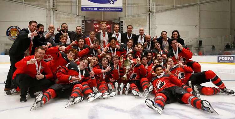 Team Canada wins gold in the IIHF U18 Women's World Championship